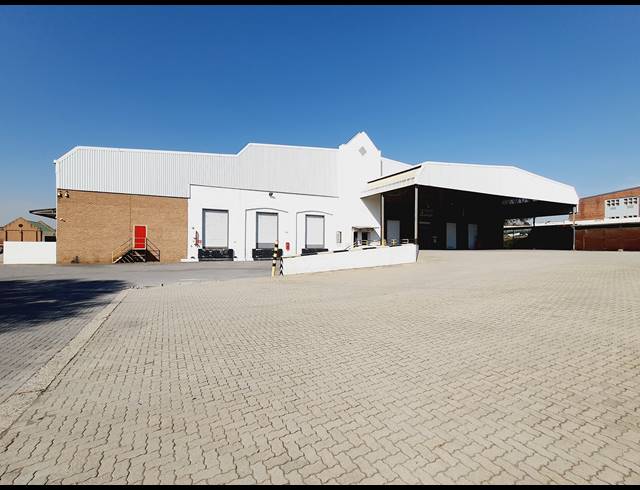 7,988M² WAREHOUSE TO LET IN RANDJESPARK